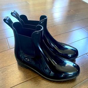 Ralph Lauren size 7 rain boots brand new w/o tags